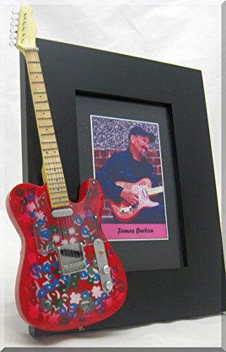 James Burton Guitare Miniature Cadre photo Tele - Les Beatles, Paul McCartney, John Lennon, RIngo Starr, George Harrison James Burton Guitare Miniature Cadre photo Tele – Image 3