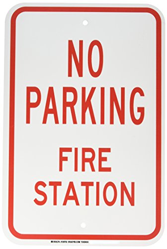 Panneau de signalisation No Parking Brady pour sécuriser la sortie des pompiers