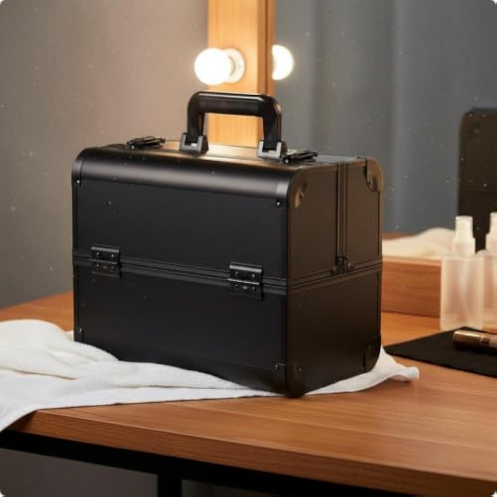 Aluminum Makeup Case Hard Shell Professional Beauty Lockable Portable