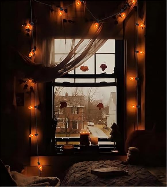 Orange Halloween Lights, 25Ft C7 Outdoor Flickering Flame String Lights With 25 Bulbs, Plug-in Decorations for Indoor/Outdoor Party, Home, Patio, Garden