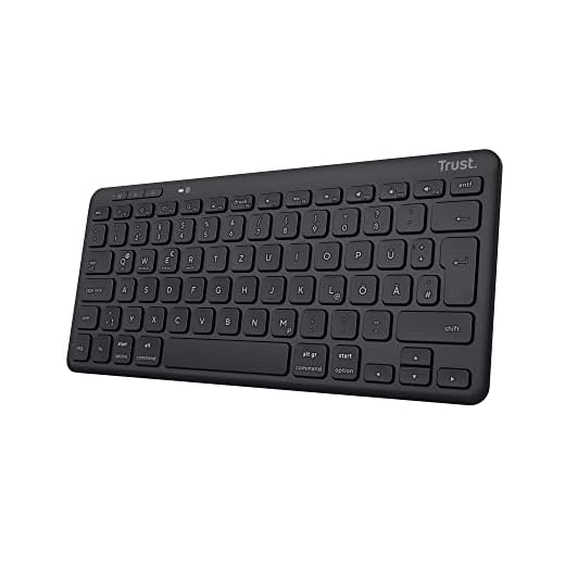 Trust Lyra Kompakte Bluetooth Tastatur, QWERTZ-Layout, 85% Recyclingkunststoff, Multi-Device Funktastatur, Wiederaufladbare Tastatur Kabellos für PC, Laptop, Mac, iPad, Android, iOS – Schwarz