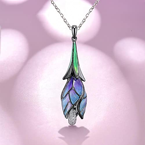 Fleur chic fine bijoux pourpre pour sublimer vos tenues de soirée