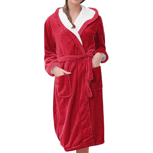 Peignoir long femme en polaire confortable pour ne plus jamais avoir froid à la maison