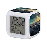 Éclairage LED : Rétro-éclairage activé par simple pression, défilé de 7 couleurs lumineuses pendant une minute pour un effet apaisant