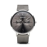 Die minimalistische Uhr wird durch ein flaches und sehr kratzfestes Saphirglas geschützt