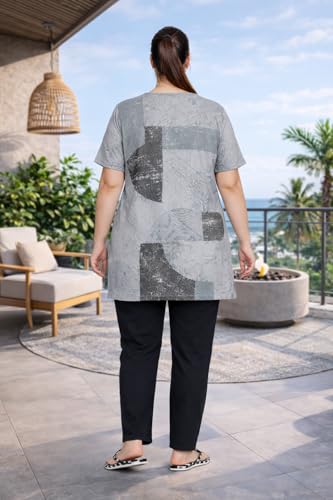 Image of RYSH Women's All-Over Printed Cotton Plus Size Longline T-Shirt with Pockets