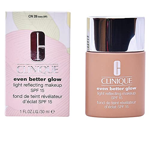 Clinique Even Better Glow Light Reflecting Makeup SPF 15 Foundation CN 28 Ivory, 30 ml
