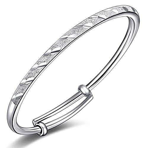 Bracelet sculpté ajustable en argent pour femme : le confort sans compromis
