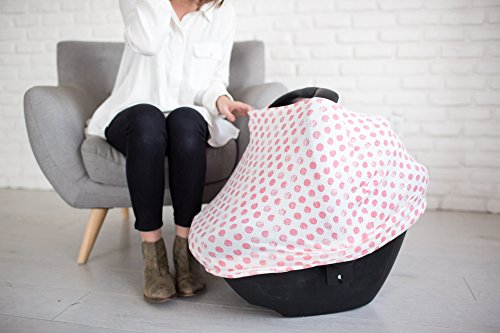 Cadeau de naissance idéal avec cette couverture de siège auto multi-usage 5 en 1