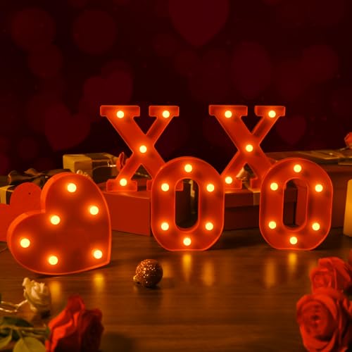 EDYCON Valentine's Day Letter Lights Sign Table Decorations LED Light up Letters Battery Powered Letter for Home Party Bedroom Tabletop Fireplace Indoor Decor(XOXO Heart)