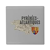 IMPRIMÉ EN FRANCE : Offrez-vous un souvenir de qualité. Chaque magnet est imprimé avec soin dans notre atelier en France. Le procédé d'impression thermique fixe les couleurs dans la céramique pour un éclat durable qui ne ternit pas à la lumière.