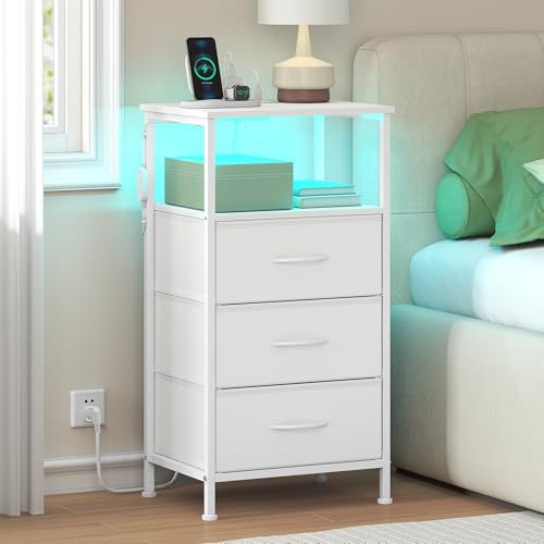 SONGMICS Collection BELLAH - Table de Chevet avec Multiprise, Table d'Appoint avec Éclairage LED Réglable, 1 Étagère Ouverte et 3 Tiroirs, Chambre, Blanc Nuage et Blanc Neige LGS303WH03