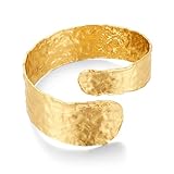 Bracelets manchette épais martelés : ce gros bracelet manchette doré dispose d'une texture martelée et d'un bord irrégulier pour un look artisanal qui capture l'élégance bohème sans effort