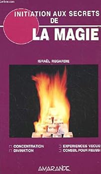 Paperback Initiation aux secrets de la Magie [French] Book