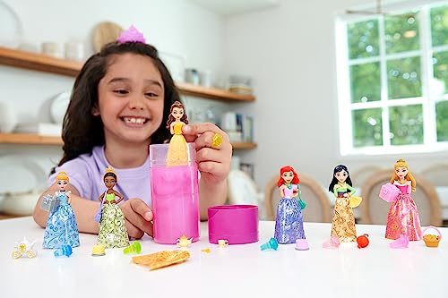 Mattel poupée Disney Color Reveal Fête série 2 - vue 5