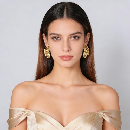 Image of Gold Clip on Earrings for Women Chunky Statement Earrings Vintage Ginkgo Leaf Flower Non Pierced Earrings Fashion 18k Gold Plated Jewelry Gift