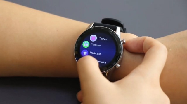 Watch Smart Watch Operation Video on Amazon Live