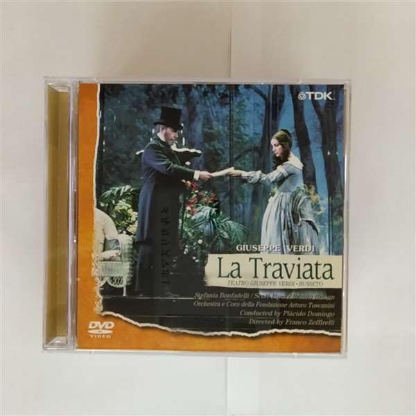 LaTraviata 椿姫写真集ゼッフィレッリイタリア　古本ストラータスドミンゴ トラヴィアータ／1985・椿姫＜デジタル・リマスター版