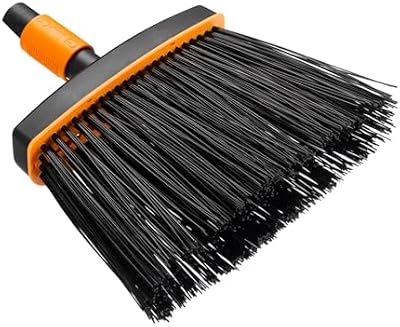 Fiskars Cepillo de exterior, Cabezal de herramienta QuikFit, Largo: 26 cm, Cerdas de polipropileno, Negro/Naranja, QuikFit, 1001415