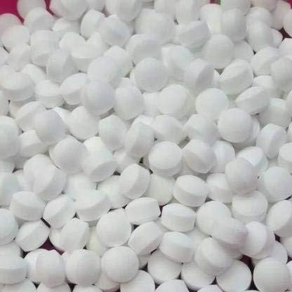 THE GREEK DECOR Naphthalene Balls 1kg Finail Goli for Clothes, Bathroom, Wardrobe