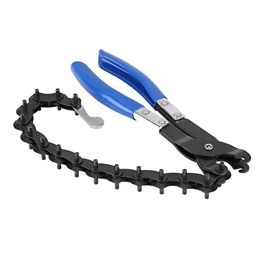 Pipe Cutter, Universal Cutting Chain Exhaust and Tail Pipe Tube Cutter Cut Off Tool for Diameters of 3/4 to 3 inches