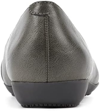 White Mountain Women's Clara Ballet Flat, Olive/Burnished/Smooth, 9 Wide | Image 3