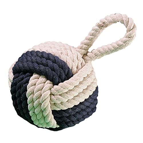 How to tie a wedge knot