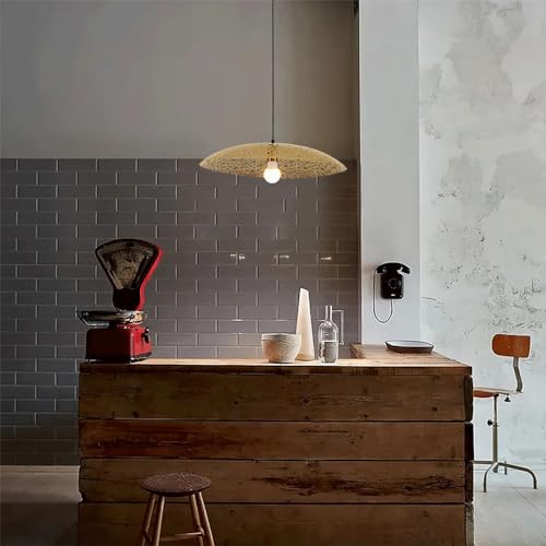 Suspension de plafond encastrée en fer forgé noir au design géométrique ajouré