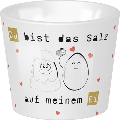 GRUSS & CO Eierbecher mit Motiv "Du bist das Salz auf meinem Ei", mit Golddruck | Porzellan, Höhe 4,3 cm, Durchmesser 5,2 cm | lustiges Geschenk, Frühstück, Ostern | 48529