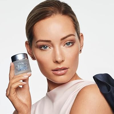 Nu Skin ageLOC Tru Face Essence Ultra | Skincare Serum to Support Contoured & Youthful Appearance | 60 Convenient Capsules for Instant Firming, Skin Tightening & Contour Enhancement