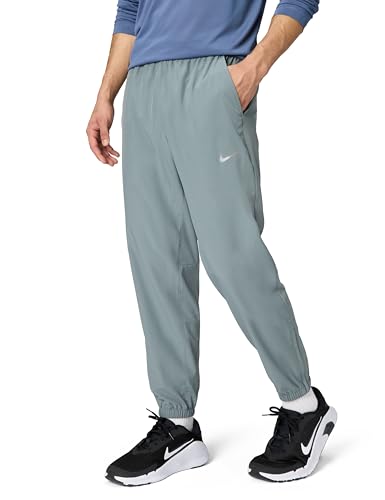Nike Men's Form Dri-Fit Tapered Versatile Pants, Smoke Grey/Black/Reflective Silver, Large