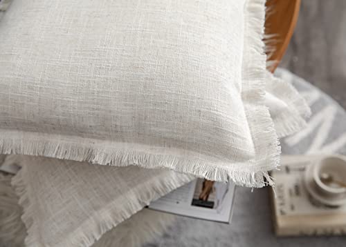 Caflife Throw Pillow Covers 18X18 For Boho Bed Couch, 2 Pack Elegant Home Decorative Off White With Tassels Linen Burlap Throw Pillows For Farmhouse Outdoor Sofa #TOP4