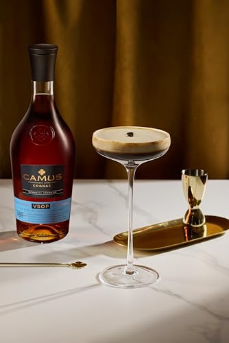 Camus VSOP Intensely Aromatic Cognac 40% Vol. 0,7l in Geschenkbox