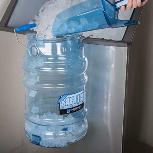 Image of Ice Bucket, San Jamar Saf-T-Ice, 6 Gallon, Tri-Grip Handle and Hook, Blue