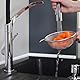 Inscrip Schwallschutzleiste Dusche Selbstklebend, Silikon Wasserstopper, Dusche Schwallschutz, Begehbare Dusche Boden Wassersperre, Duschwasserstop für Nass- und Trocken-Trennung (Weiß, 1.5m)