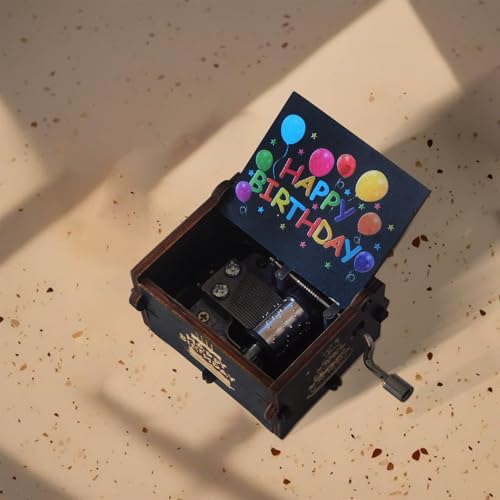 Qaixwuyi Spieluhr Holz Happy Birthday Spieldose Handgekurbelte Spieluhr Retro Musik Spieluhr Geschnitzte Spieldose Mini Handkurbel Spieldose Geburtstagsgeschenk für Familie Freunde