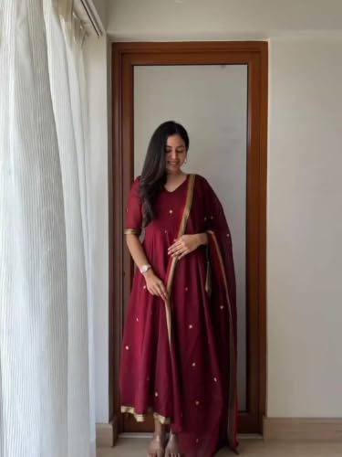 Generic dress – image 3