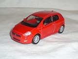 Modell ist Neu und OVP Welly FIAT Grande Punto Rot 3 TÜrer 1/43 Modell Auto Modellauto