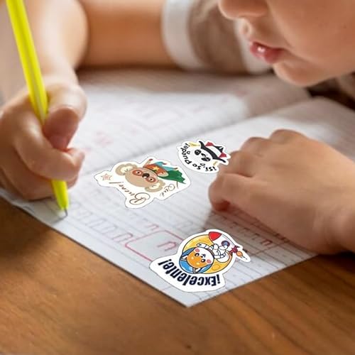 Image of Spanish Animal Reward Stickers - Good Job Decals, Bulk Roll for Classroom & Home, Super Animal Themes