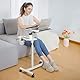 Warmiehomy Höhenverstellbarer Schreibtisch Laptoptisch mit Rollen Computertische mit Maustablett Mobiler Beistelltisch mit Stifthalter Klappbarer PC Tisch Study Table für Home Office,Bett,Sofa Weiß