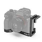 Placa lateral flexible: la placa lateral se puede extender hacia la izquierda 25 mm si se necesita más espacio para atar o soltar el cable. Y también se puede reenviar para permitir la utilización de la pantalla plegable. Cuenta con una zapata flash extraíble en la parte superior para sostener el micrófono o la luz LED.