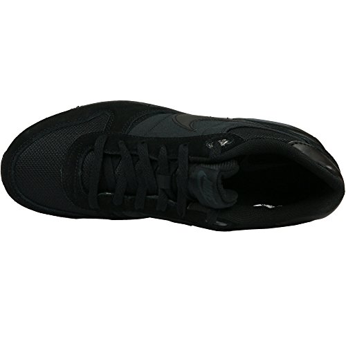 Nike Nightgazer, Zapatillas de Running Hombre, Negro (Black/Black-Anthracite), 45