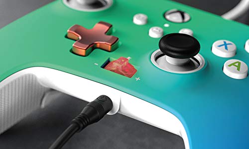 PowerA Enhanced Controle com fio para Xbox - Seafoam Fade, Xbox Series X|S, Xbox One - Xbox Series X, verde, azul e branco 4 PowerA Enhanced Controle com fio para Xbox - Seafoam Fade, Xbox Series X|S, Xbox One - Xbox Series X, verde, azul e branco - Imagem 4