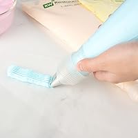 Vista 4 de Restaurantware Pastry Tek - Punta de pastelería, 1 punta reutilizable para tuberías de tejido de cesta, #1D, resistente a las abolladuras, punta