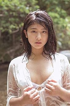 JAPANESE GRAVURE IDOL :: Kana Tokue Photo Album Book KANA [JAPANESE EDITION]