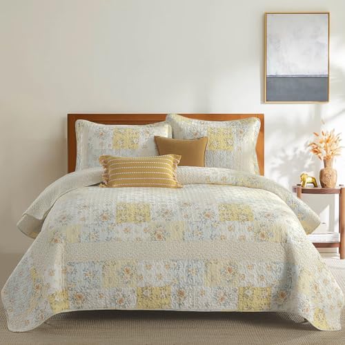 QuiltEase Oversized King Bedspread - 120" Lx128 W Extra Wide - 100% Cotton Lightweight Floral Plaid Coverlet Set - Farmhouse Reversible Super King Quilt - 3 Piece - Yellow/Cream White