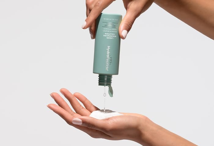 Miniatura 8 de HydroPeptide Solución líquida de rejuvenecimiento, exfoliante diario sin enjuague con 2% de ácido salicílico, exfolia e ilumina, 4 onzas
