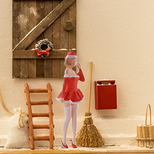 Shamjina Resin 1/64 Christmas Girl Miniature Scenes Xmas Themed People Doll For Micro Landscape Diorama Scenery Accessories Desktop Ornament Layout #TOP4