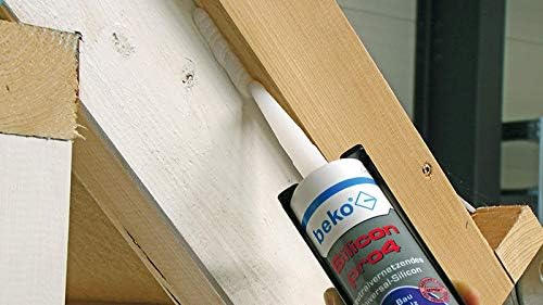Applying Beko Silicon pro4 to a wooden frame