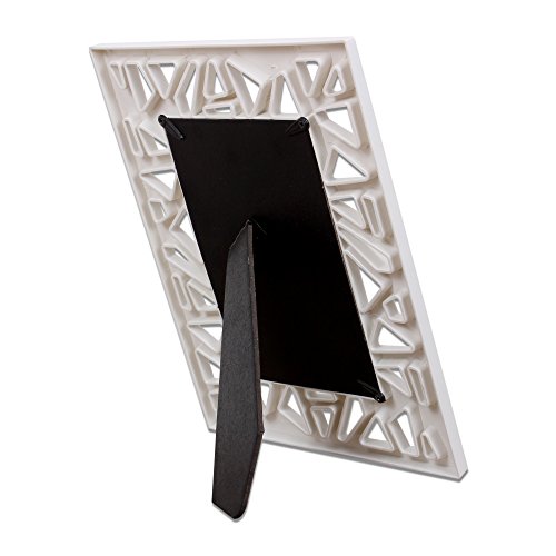Image of Art StreetTable Photo Frame (Color - White :: Shape - Geo)